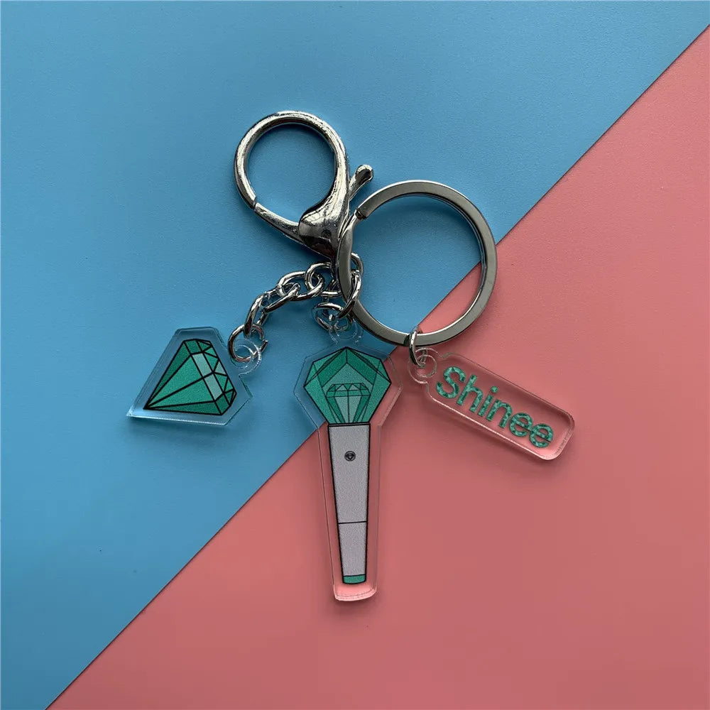(G)I-DLE Mini Lightstick Acrylic Keychain