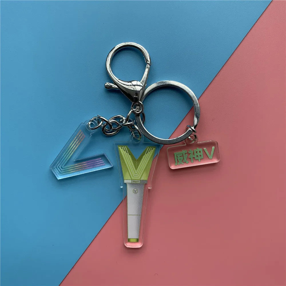 (G)I-DLE Mini Lightstick Acrylic Keychain